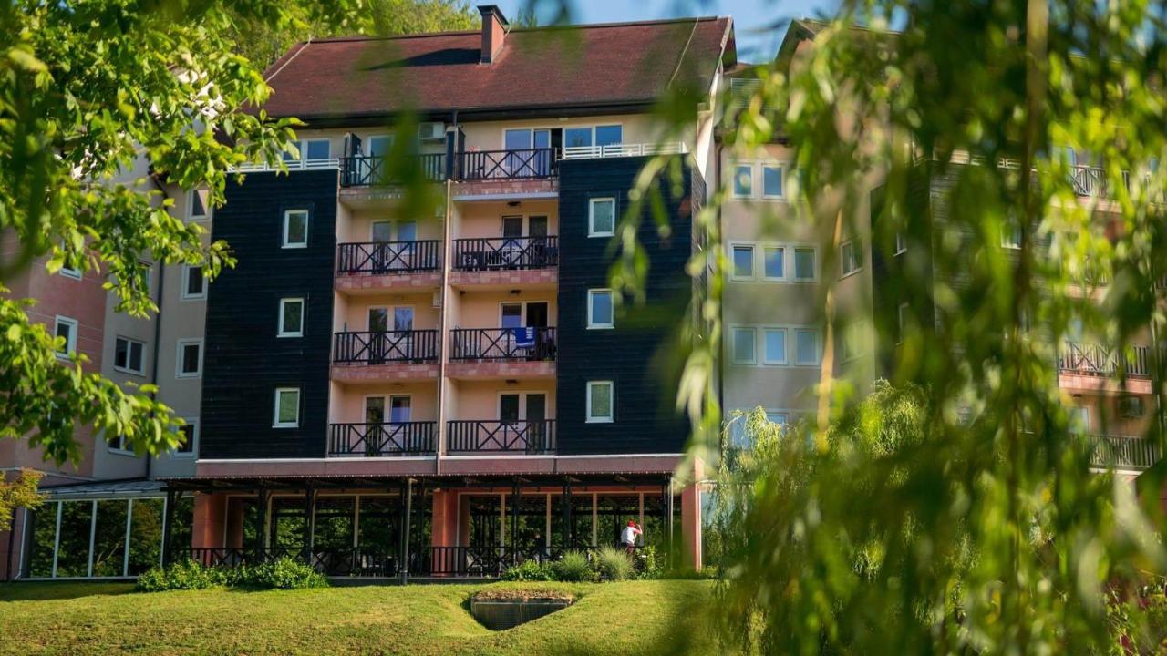 Terme Olimia - Aparthotel Rosa Подчетртек Екстер'єр фото
